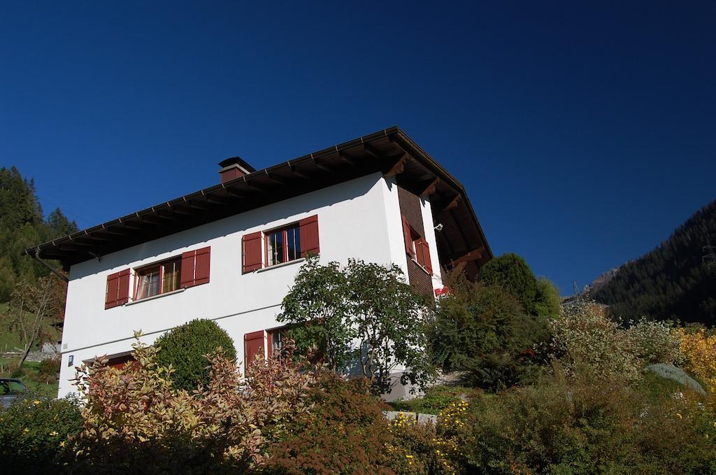 Haus Kinsperger Apartment Klosterle am Arlberg Exterior foto
